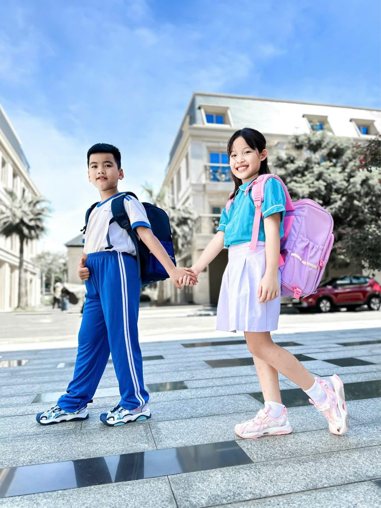Gia đình nhà sáng lập XIXA